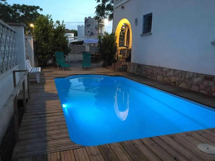 بيت للعطل Empuriabrava Maison De Charme Avec Piscine إسبانيا